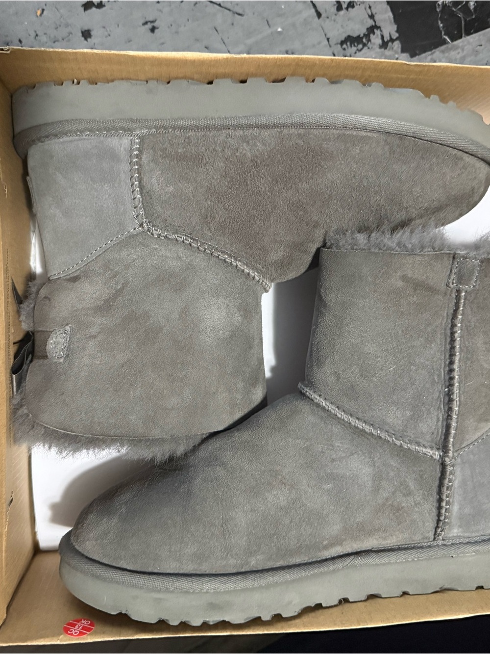 Uggs Bailey Bow II Boots - Cozy Winter Slip-On (worn once…)